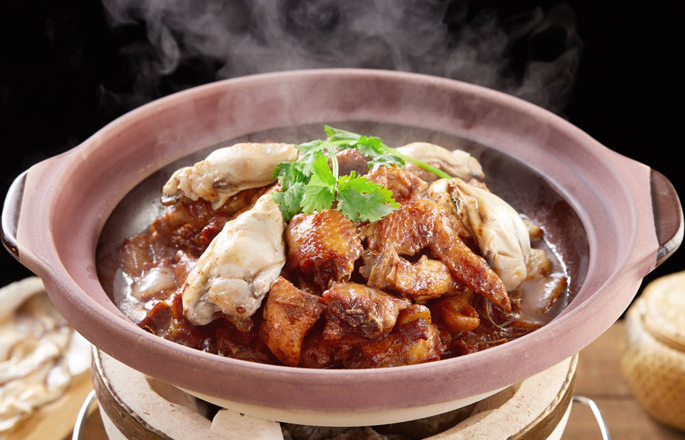 干锅生蚝鸡煲